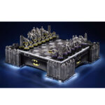 Batman Collector Chess Set - Slika 8