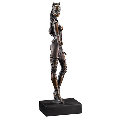 Dark Knight Rises - Catwoman Bronze Sculpt Dark Knight Rises - Catwoman Bronze Sculpt - Slika 1