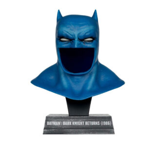 The Dark Knight Returns DC Direct Mini Replica 13 Batman Cowl 19 cm